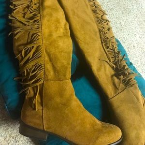 Mossimo oth/right at fringe boots